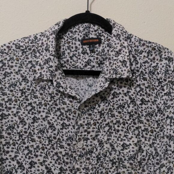 Griffintown Floral Linen Blend Button Down - Picture 3 of 7